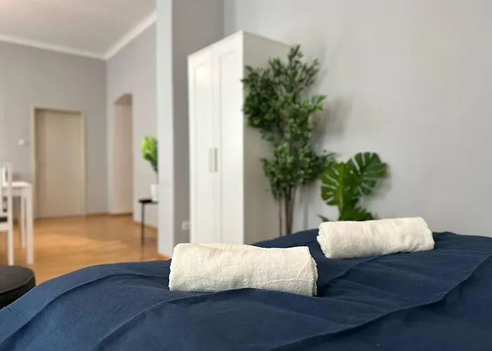 شقة 5 Bedroom I Winter Garden I Near Metro